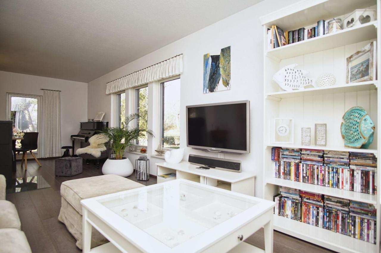 Komfortables Haus Mit Kamin, Sauna, Garten, Terrasse - Ferienhaus Sternschnuppe Wiek auf Rügen Exteriör bild
