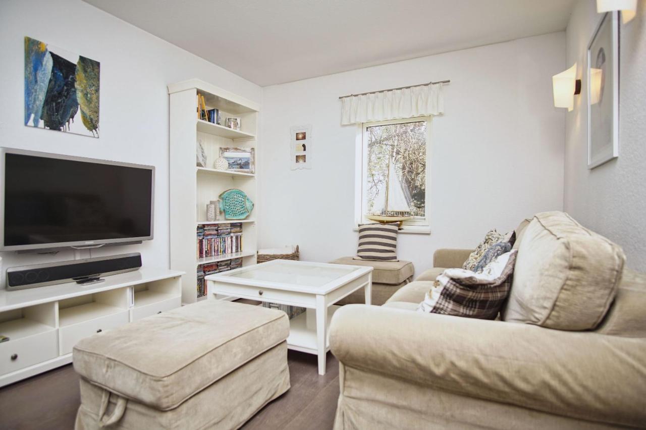 Komfortables Haus Mit Kamin, Sauna, Garten, Terrasse - Ferienhaus Sternschnuppe Wiek auf Rügen Exteriör bild